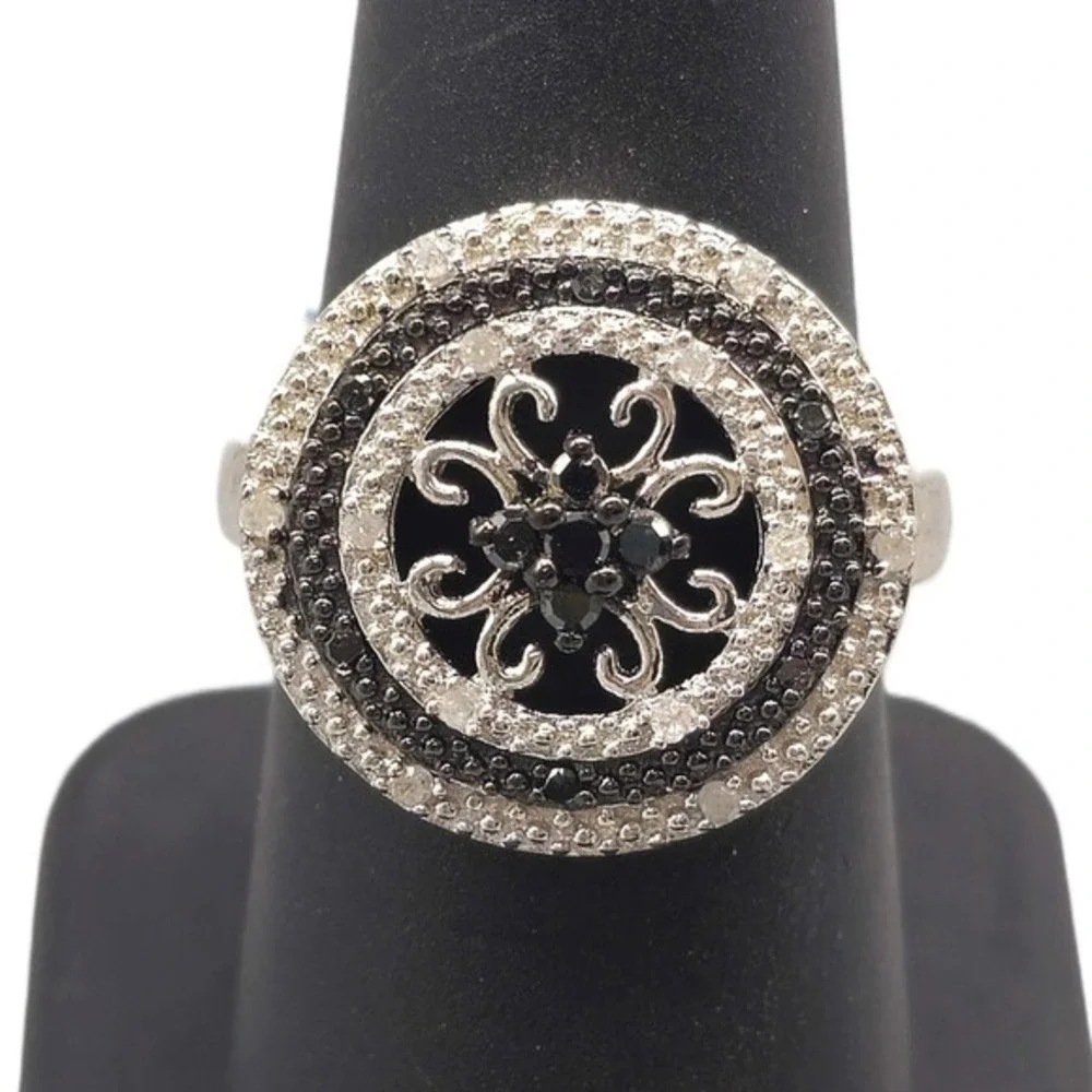 .925 SILVER DIAMOND 0.25CTW RING SIZE 7 6.1G (GNH022699)